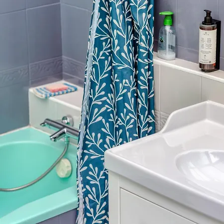 Holiday home Agapanthes Jolie Maison De A Avec Exterieur Terrasse Rouen