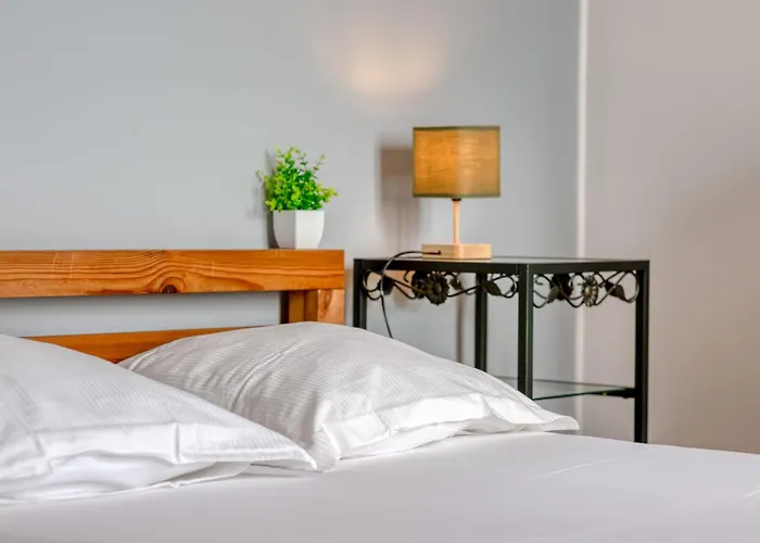 Agapanthes Jolie Maison De A Avec Exterieur Terrasse 度假居